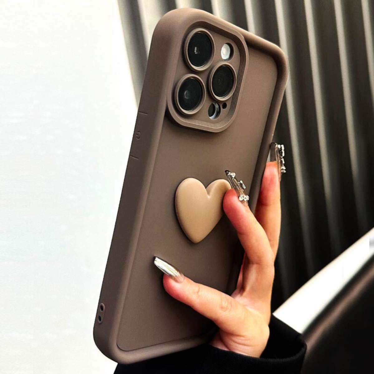 MAIA - AESTHETIC 3D HEART PHONE CASE